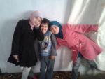تصاویر کودکی زهرا و آیه در سوریه